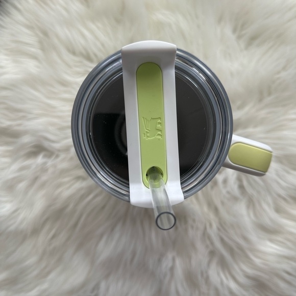 Stanley 40 oz. Adventure Quencher H2.O Flowstate Tumbler Target Exclusive Citron - Picture 3 of 4